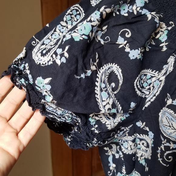 Plus size short sleeve top - Picture 6 of 6